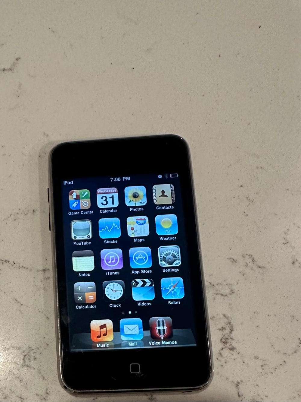 Apple iPod Touch Black with Front Touchscreen